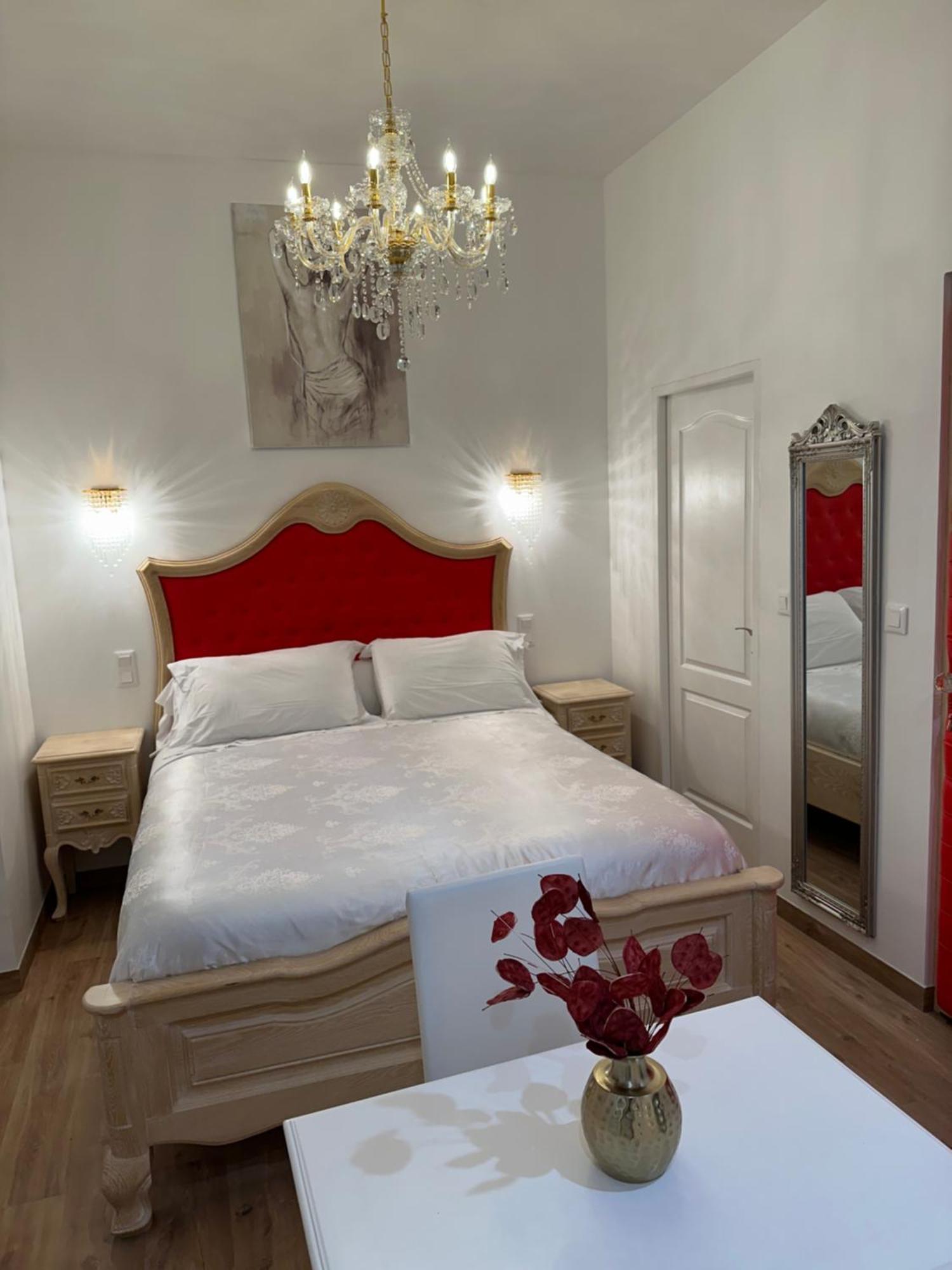Petit Studio Presbytere Dans L'Eglise Narbonne Kültér fotó